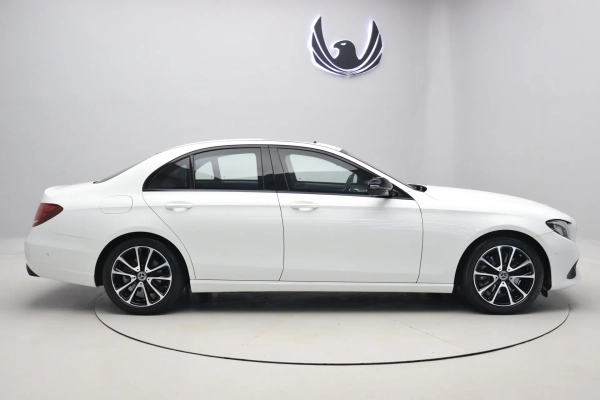 Foto do veiculo MERCEDES-BENZ E 250 AVANTGARDE