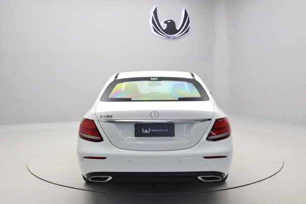 Foto do veiculo MERCEDES-BENZ E 250 AVANTGARDE