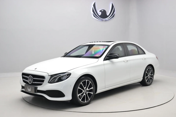 Foto do veiculo MERCEDES-BENZ E 250 AVANTGARDE