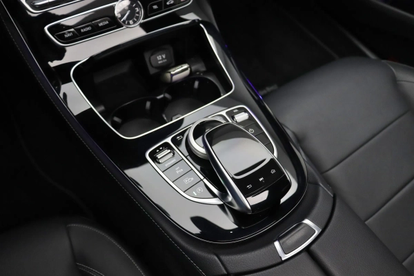 Foto do veiculo MERCEDES-BENZ E 250 AVANTGARDE