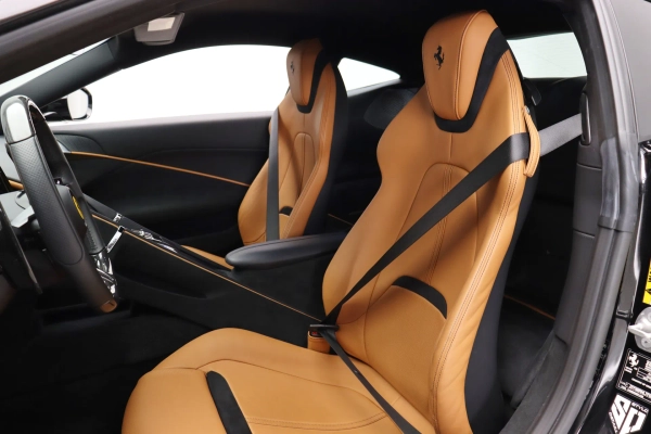 Foto do veiculo FERRARI ROMA 