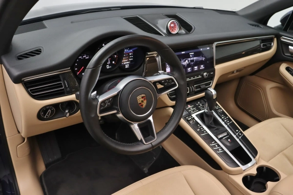 Foto do veiculo PORSCHE MACAN