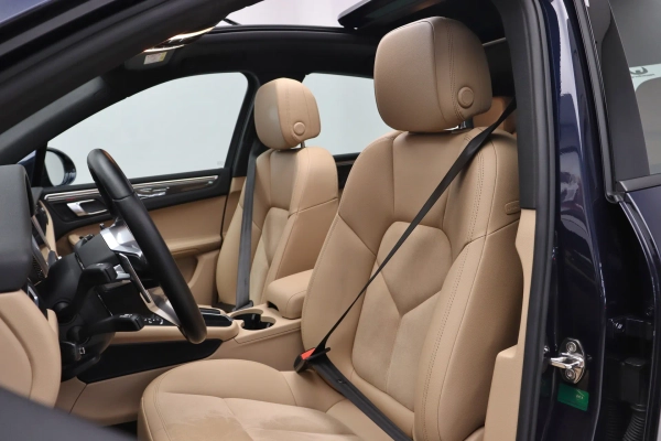 Foto do veiculo PORSCHE MACAN