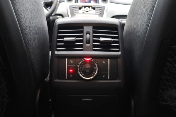 Foto do veiculo MERCEDES-BENZ ML 350 SPORT 4MATIC