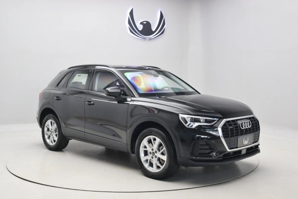 Foto do veiculo AUDI Q3 Prestige