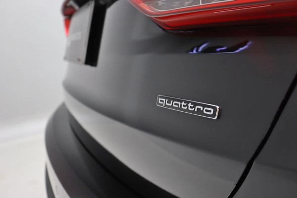 Foto do veiculo AUDI Q3 PRESTIGE