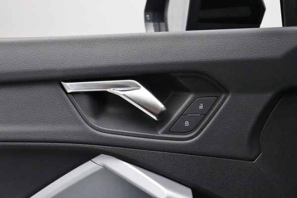 Foto do veiculo AUDI Q3 PRESTIGE