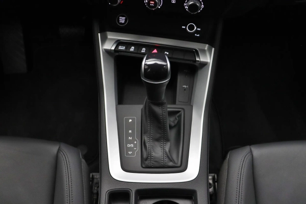 Foto do veiculo AUDI Q3 PRESTIGE