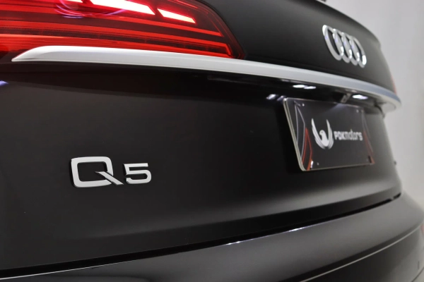 Foto do veiculo AUDI Q5 S-LINE