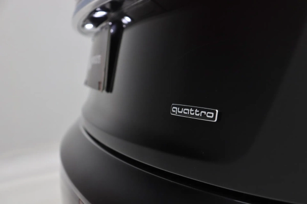 Foto do veiculo AUDI Q5 S-LINE