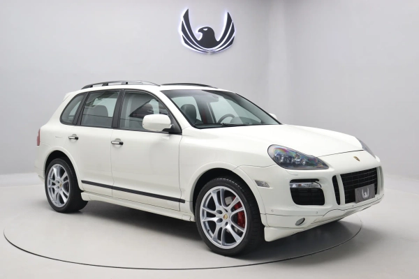 Foto do veiculo PORSCHE CAYENNE GTS