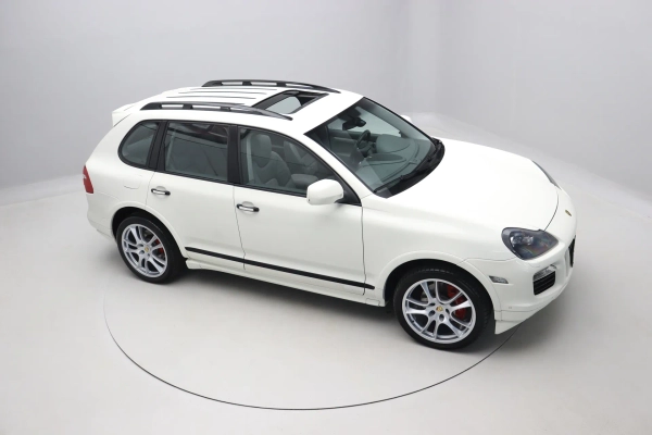 Foto do veiculo PORSCHE CAYENNE GTS