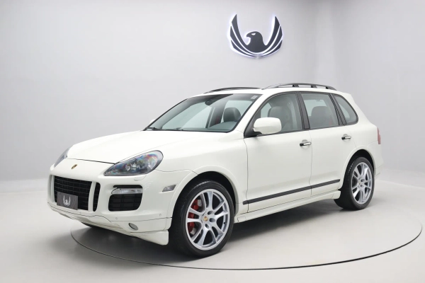 Foto do veiculo PORSCHE CAYENNE GTS