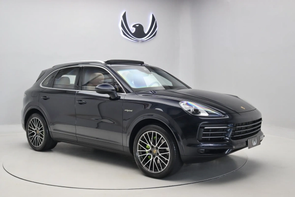 Foto do veiculo PORSCHE CAYENNE E-Hybrid