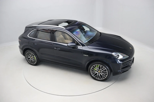 Foto do veiculo PORSCHE CAYENNE E-HYBRID