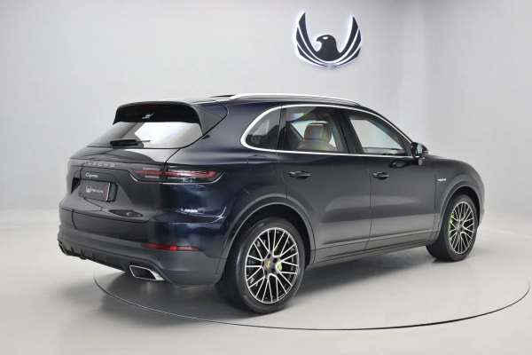 Foto do veiculo PORSCHE CAYENNE E-HYBRID