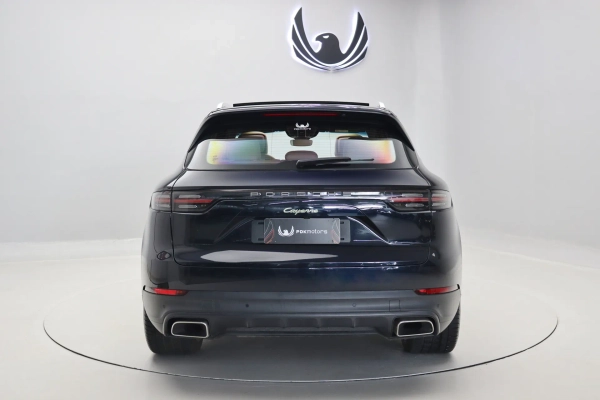 Foto do veiculo PORSCHE CAYENNE E-HYBRID