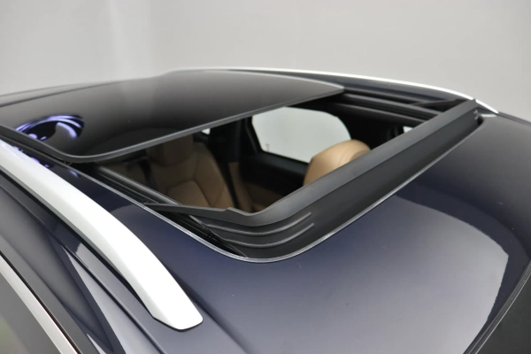 Foto do veiculo PORSCHE CAYENNE E-HYBRID