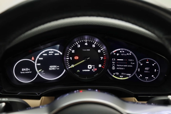 Foto do veiculo PORSCHE CAYENNE E-HYBRID