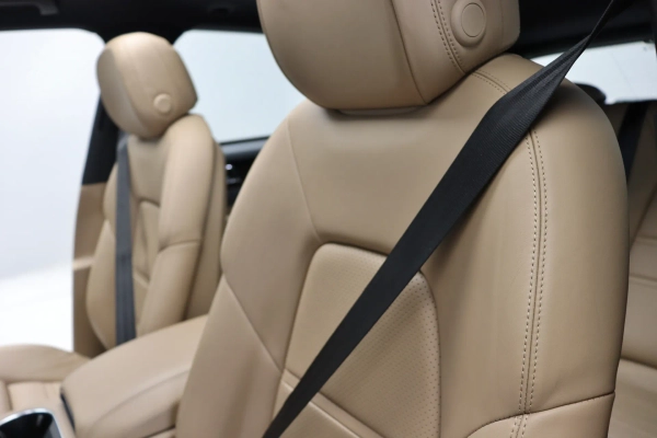 Foto do veiculo PORSCHE CAYENNE E-HYBRID