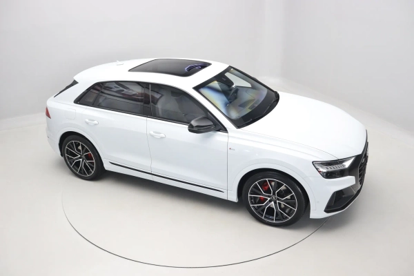 Foto do veiculo AUDI Q8 PERFORMANCE BLACK