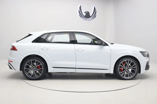 Foto do veiculo AUDI Q8 PERFORMANCE BLACK