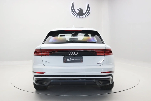 Foto do veiculo AUDI Q8 PERFORMANCE BLACK