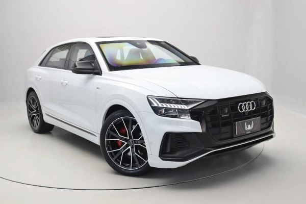 Foto do veiculo AUDI Q8 PERFORMANCE BLACK