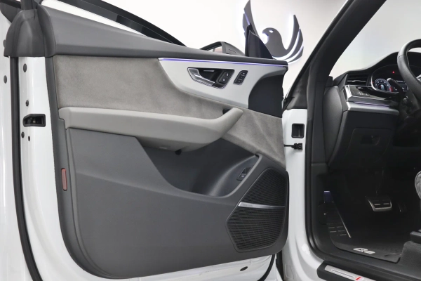 Foto do veiculo AUDI Q8 PERFORMANCE BLACK