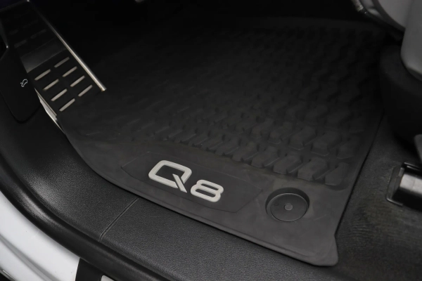 Foto do veiculo AUDI Q8 PERFORMANCE BLACK