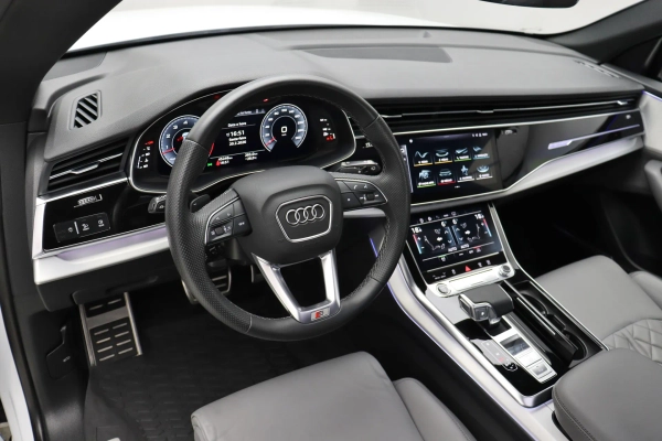 Foto do veiculo AUDI Q8 PERFORMANCE BLACK