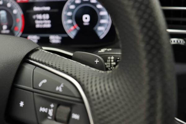 Foto do veiculo AUDI Q8 PERFORMANCE BLACK