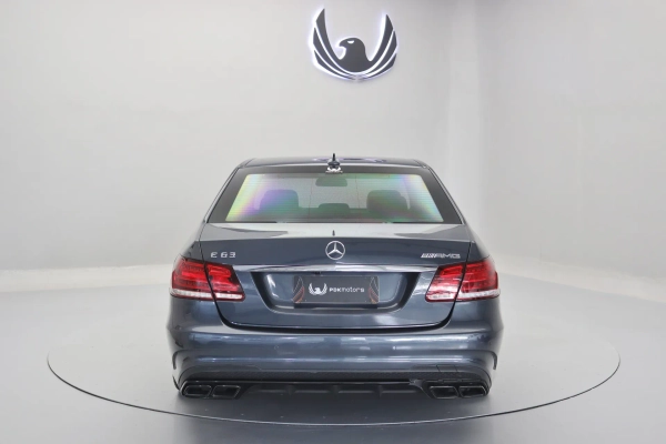 Foto do veiculo MERCEDES-BENZ E 63 AMG