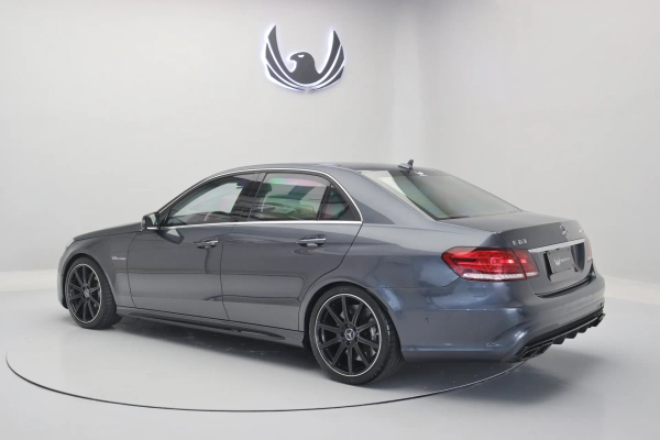 Foto do veiculo MERCEDES-BENZ E 63 AMG