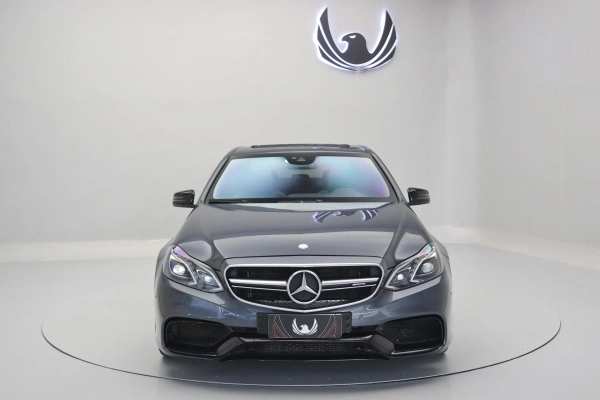 Foto do veiculo MERCEDES-BENZ E 63 AMG