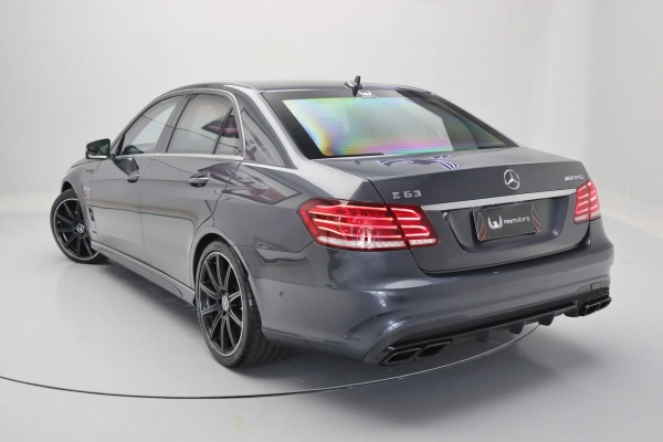Foto do veiculo MERCEDES-BENZ E 63 AMG