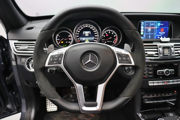 Foto do veiculo MERCEDES-BENZ E 63 AMG