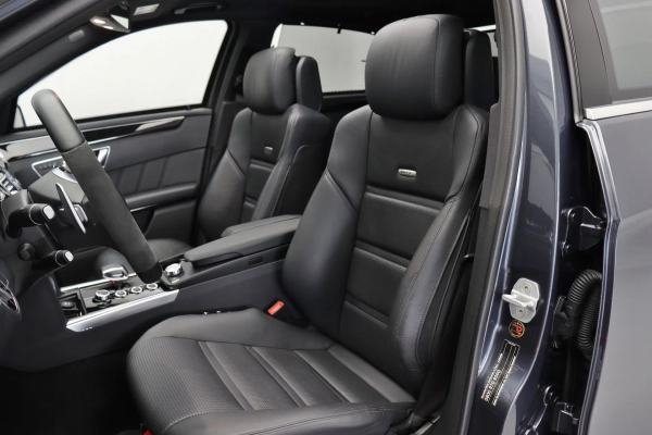 Foto do veiculo MERCEDES-BENZ E 63 AMG