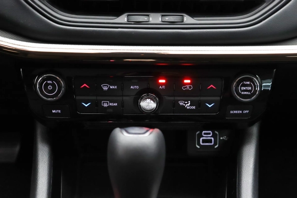 Foto do veiculo JEEP COMPASS LIMITED T270 FLEX