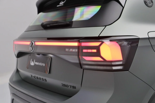 Foto do veiculo VOLKSWAGEN T-CROSS EXTREME 250 TSI