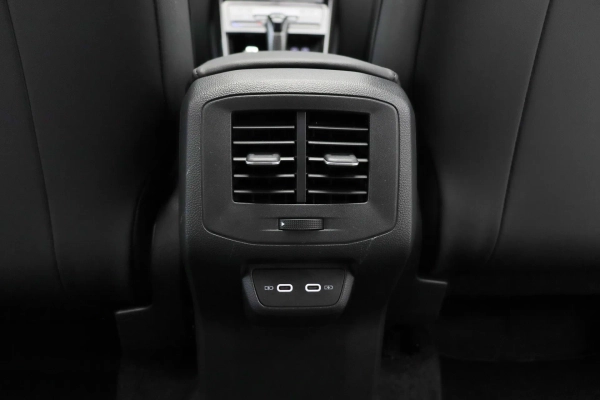 Foto do veiculo VOLKSWAGEN T-CROSS EXTREME 250 TSI