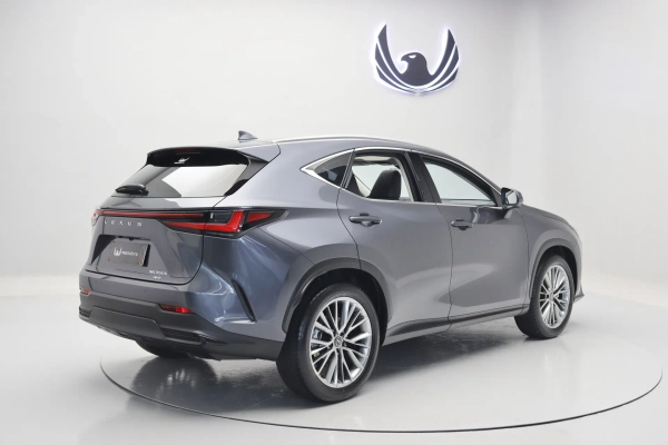 Foto do veiculo LEXUS NX 350H LUXURY