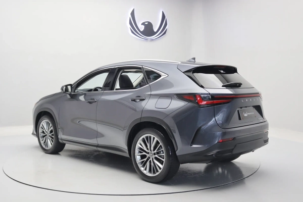 Foto do veiculo LEXUS NX 350H LUXURY