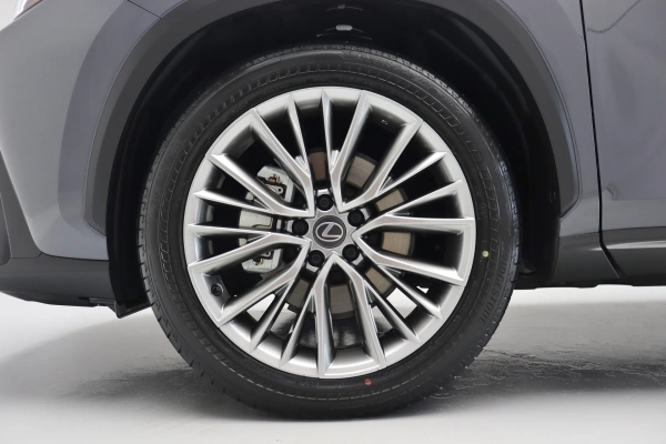 Foto do veiculo LEXUS NX 350H LUXURY