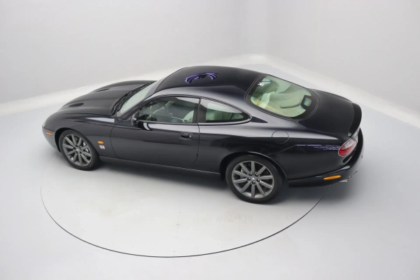 Foto do veiculo JAGUAR XKR 