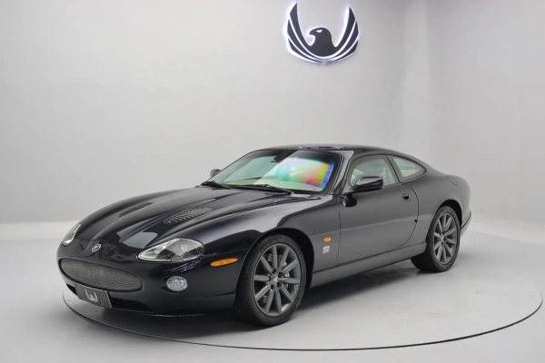 Foto do veiculo JAGUAR XKR 