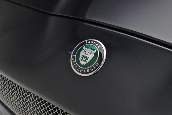 Foto do veiculo JAGUAR XKR 