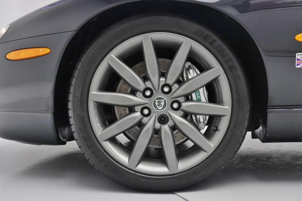 Foto do veiculo JAGUAR XKR 