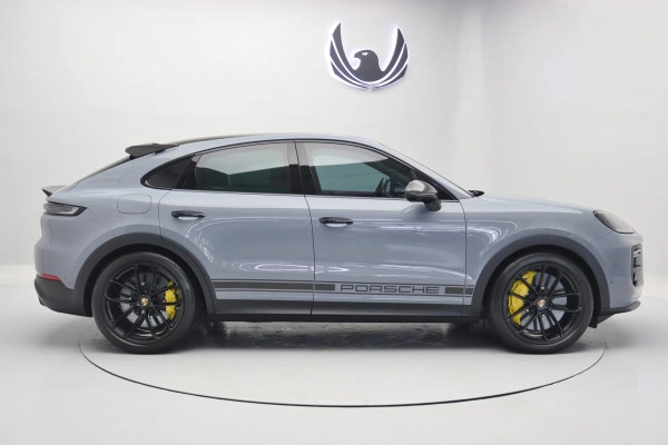 Foto do veiculo PORSCHE CAYENNE TURBO GT