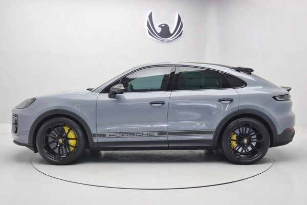 Foto do veiculo PORSCHE CAYENNE TURBO GT